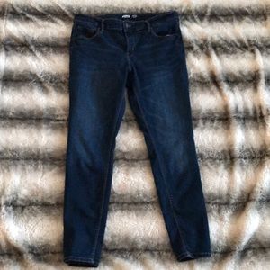 Old Navy Mid-rise Rockstar Super Skinny Jeans